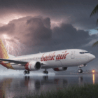 discover how a batik air boeing 737 made an impressive landing in the middle of a storm in indonesia, demonstrating the pilots' skill and the aircraft's robustness in the face of extreme weather conditions.